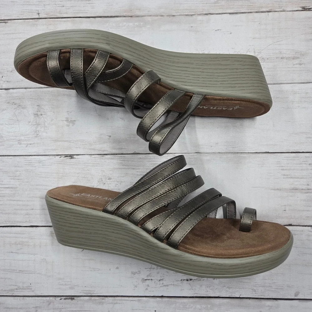 Eastland‎ Wedge Sandals Women 10W Pewter Florence Strappy Metallic Memory Foam